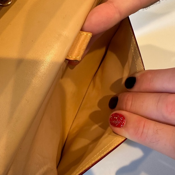 Louis Vuitton Takashi Murakami Rainbow Monogram Sarah Wallet - Picture 6 of 15